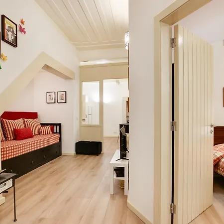Charming New In The Heart Of Apartment *