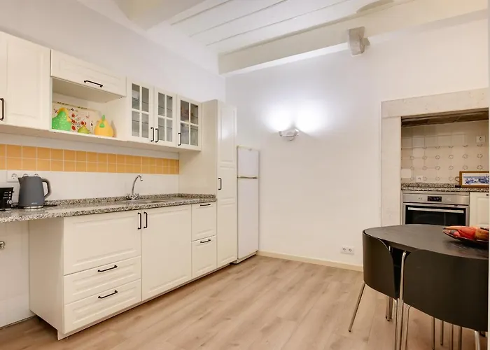 Charming New In The Heart Of Apartamento