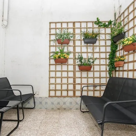 Charming New In The Heart Of Apartment *