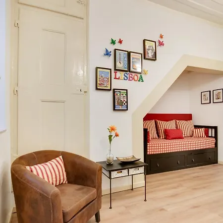 Charming New In The Heart Of Apartment Lissabon